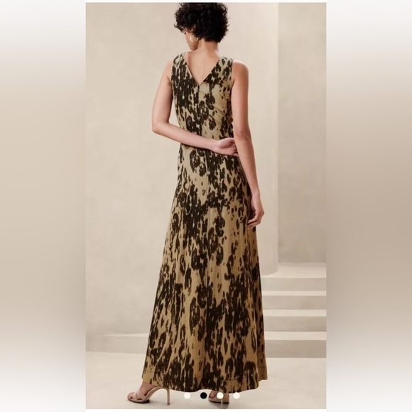 Banana Republic Elegant linen blend  Leopard Print  petite Maxi  size 10 (c) - Picture 2 of 11